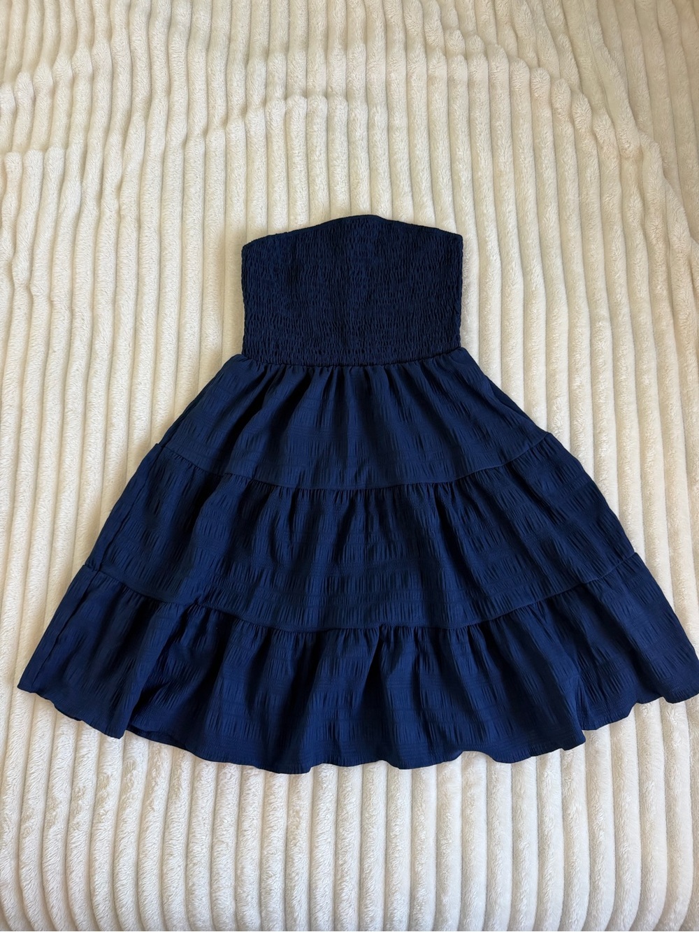 SHEIN Navy Strapless Tiered Smocked Dress